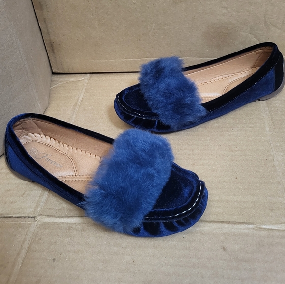 Forever Faux Suede/Faux Fur Blue Slip-On Loafer Women Size 7.5 - Picture 3 of 12